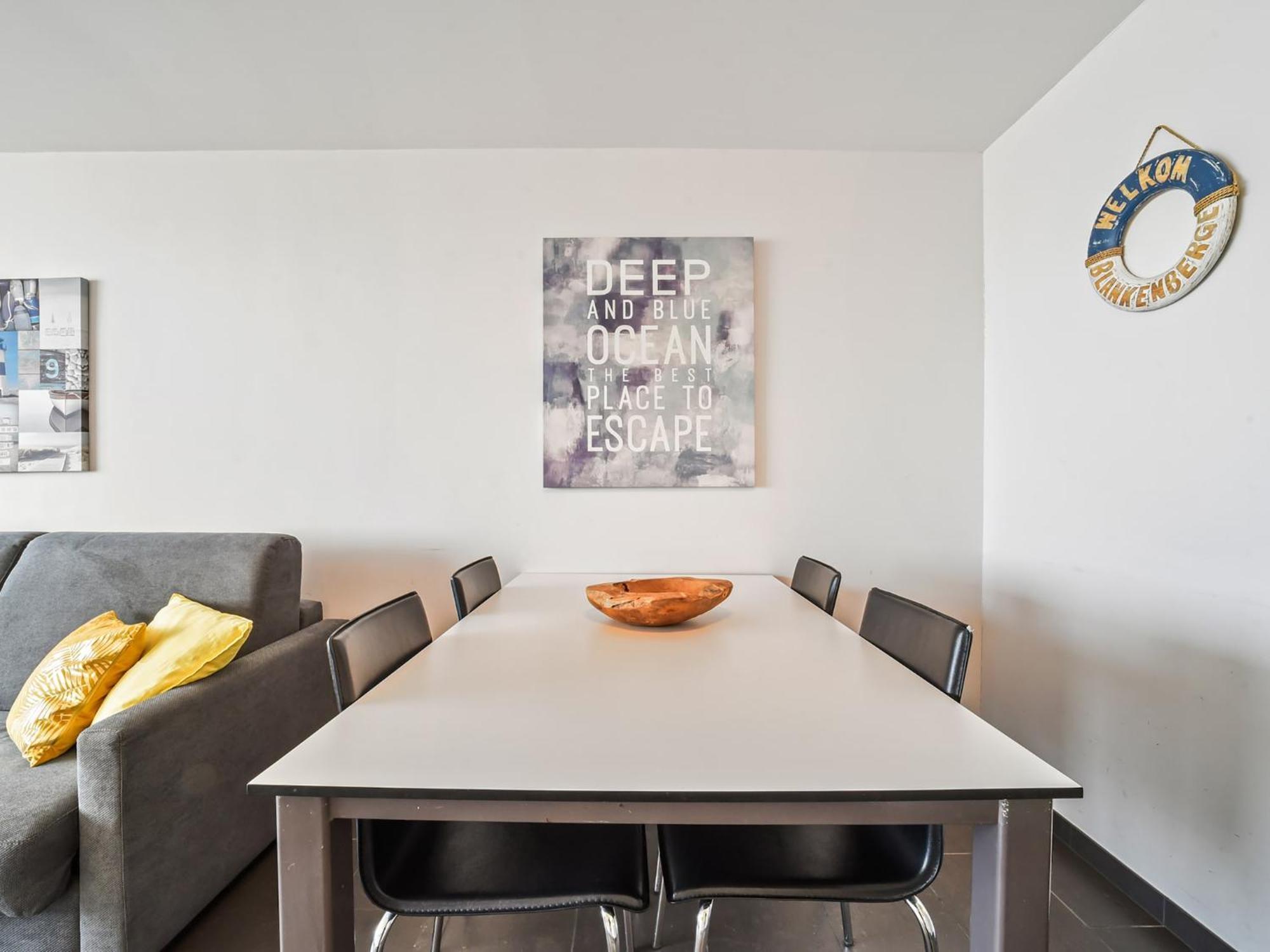 Spacious With Sea View Appartement